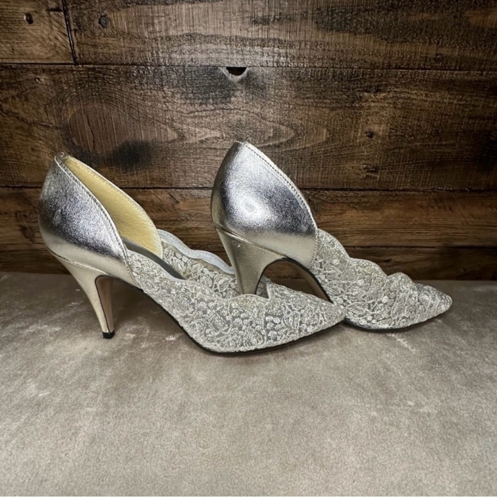 Handcrafted Lace Pumps / Heels by House of Pierre - Picture 3 of 9